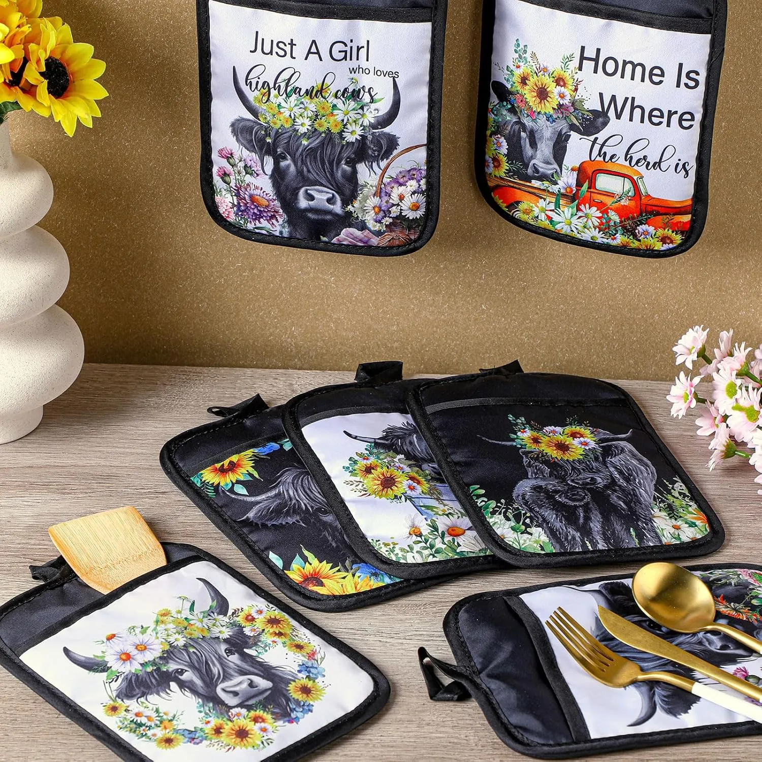 12 Pcs Highland Cattle Pot Holders with Pocket Sunflower Cow Pot Holders for Kitchen Hot Pads and Oven Mitts Floral Farmhouse Oven Gloves for Funny Gift Baking Cooking