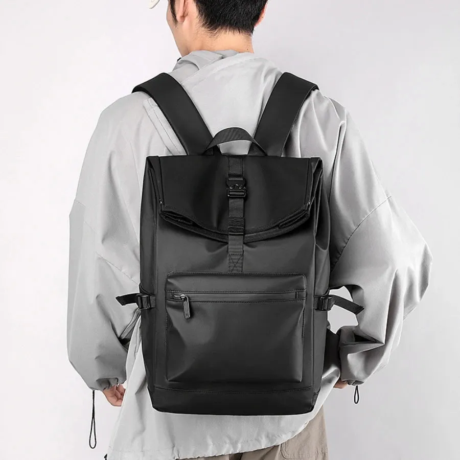 17-Inch Urban Men's Waterproof Backpack