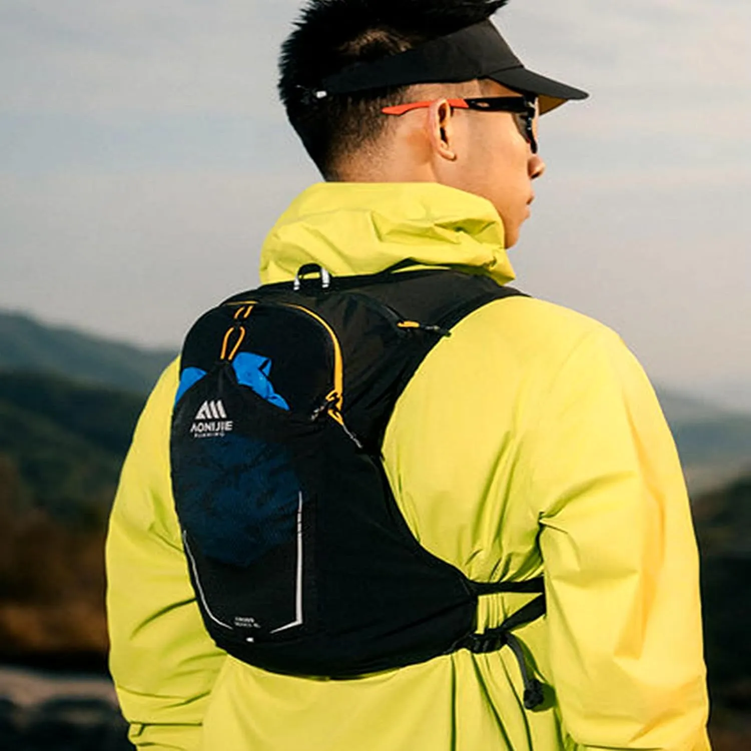 AONIJIE Running Hydration Vest Backpack 8L Bag Lightweight Vest for Trail Running Race Marathon