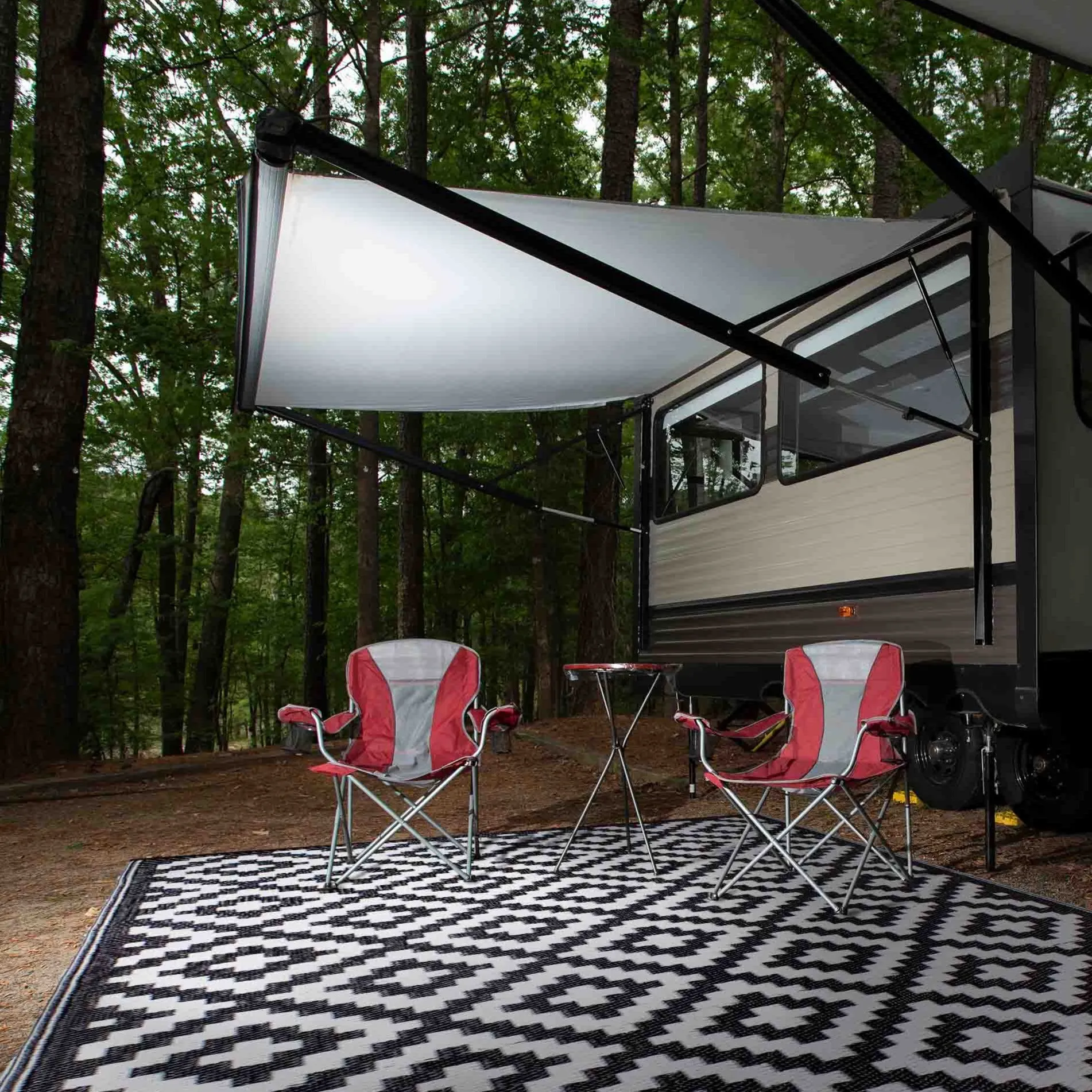 Aztec Black & White Diamond Pattern Foldable Waterproof Camping Caravan Mat - 270x270 CM