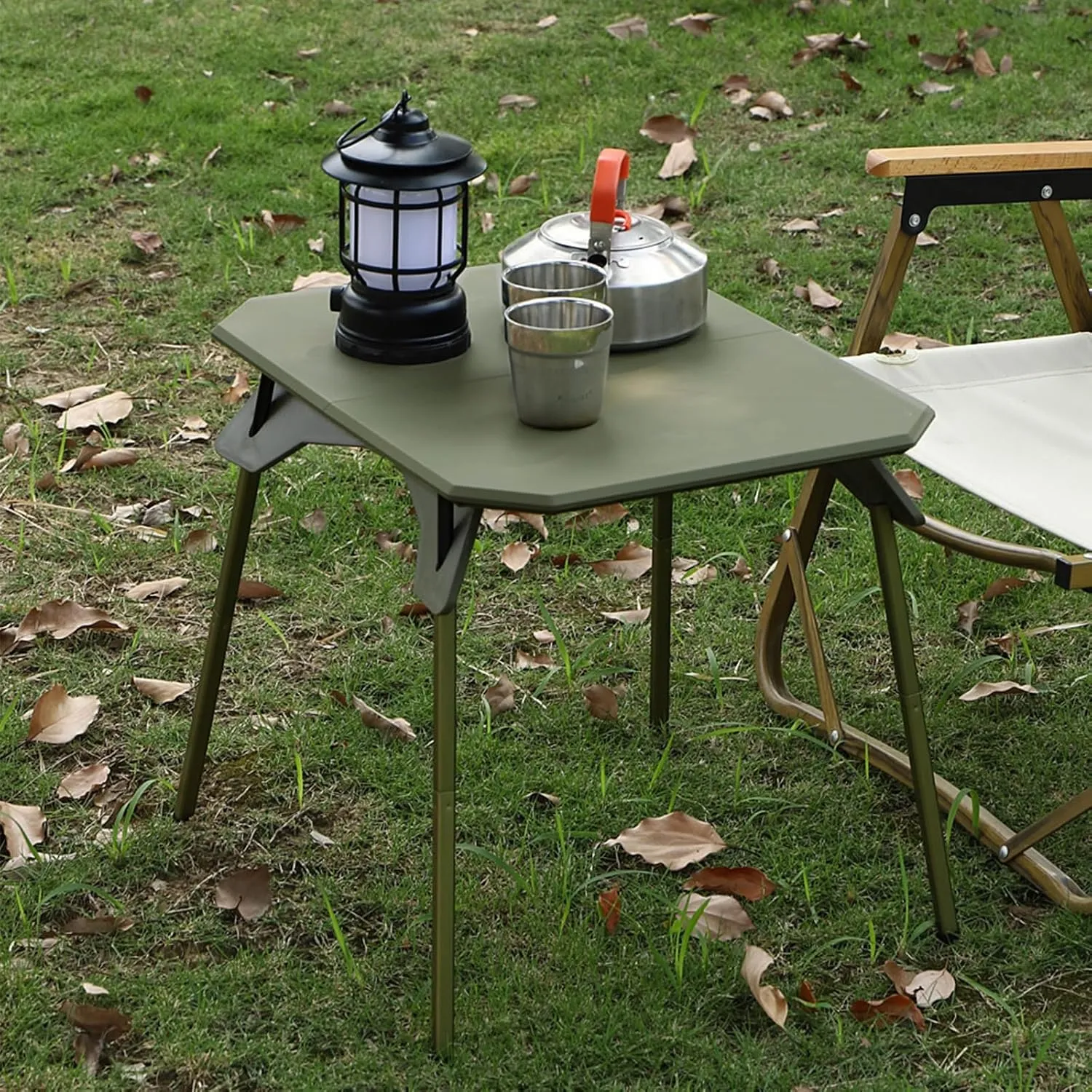 Camping Table Folding Portable Camp Side Table Lightweight Carry Bag Beach Outdoor Hiking Picnics BBQ Cooking Dining Kitchen(B)