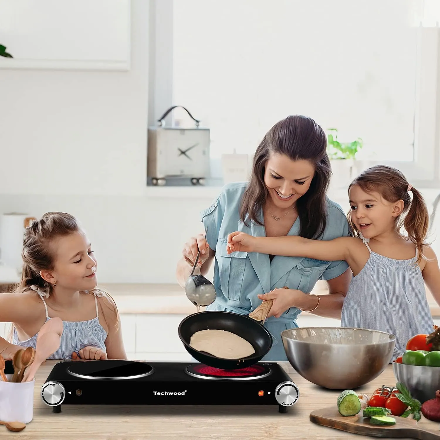 Double Hot Plate, Techwood 1800W Electric Stove for Cooking, Infrared Ceramic Countertop Burner with Dual Adjustable Temperature & Glass Cooktop for Home/RV/Camp, Compatible for All Cookwares, Black