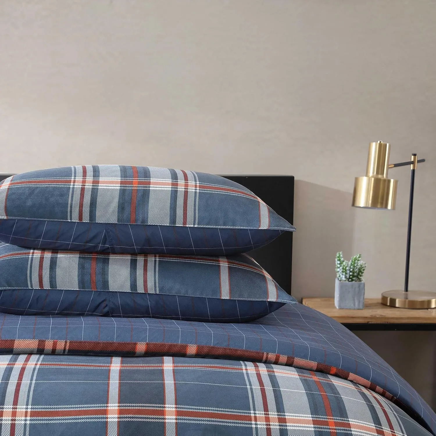 Eddie Bauer - Twin Duvet Cover, Reversible Bedding Set with Matching Shams, Cozy Home Decor (Shasta Lake Navy, Twin)