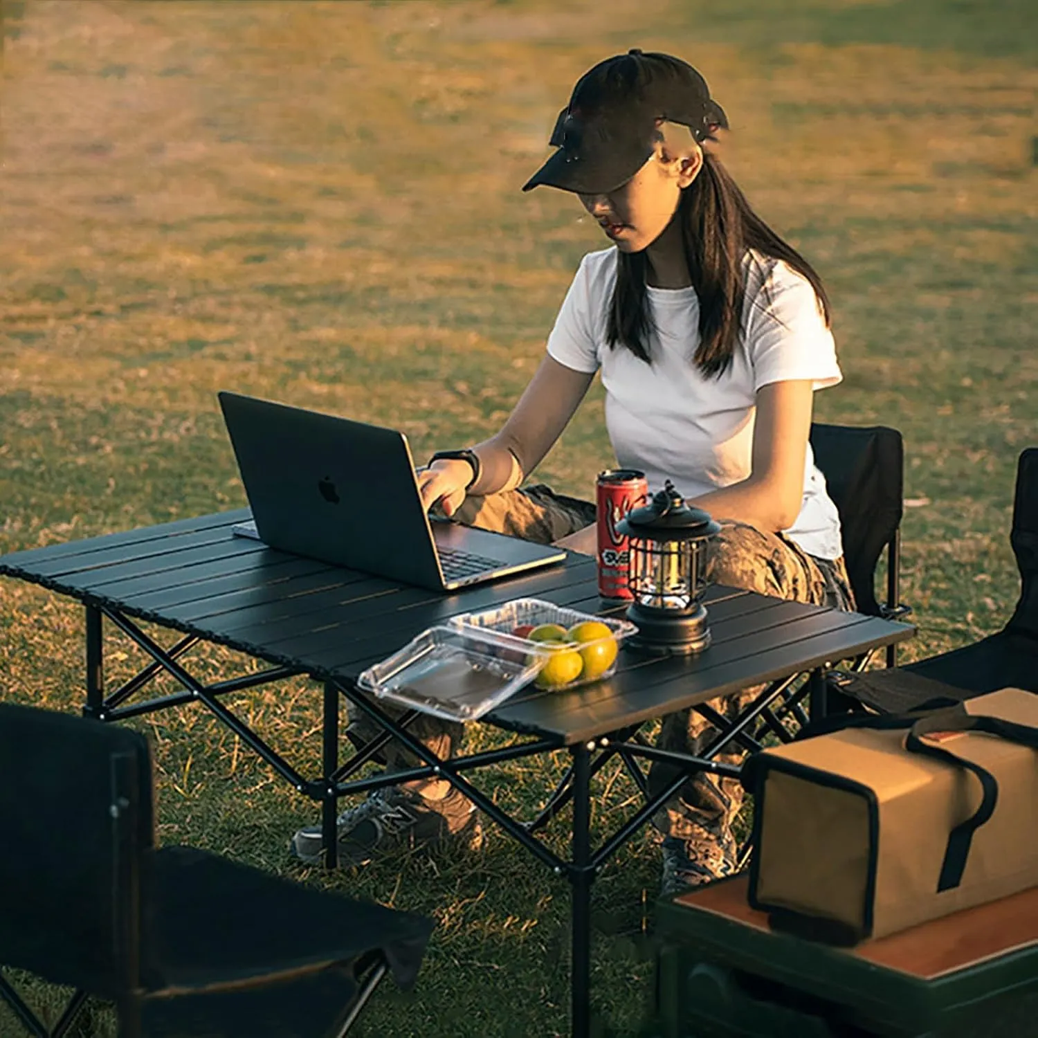 Folding Camping Table with Mesh Bag, Portable Camping Table, Lightweight Aluminum Roll-Up Folding Table, for Outdoor Camping, Picnics, Beach, Backyard, TABLE_21.6IN/55CM, Beige