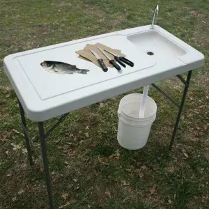 Folding Fish Cleaning Table with Sink Portable Camping Sink Station with Camping Accessories, Outdoor Sink Station with Hose Hook Up & Faucet Portable Sink for Camping for Dock Bench Fishing Picnic