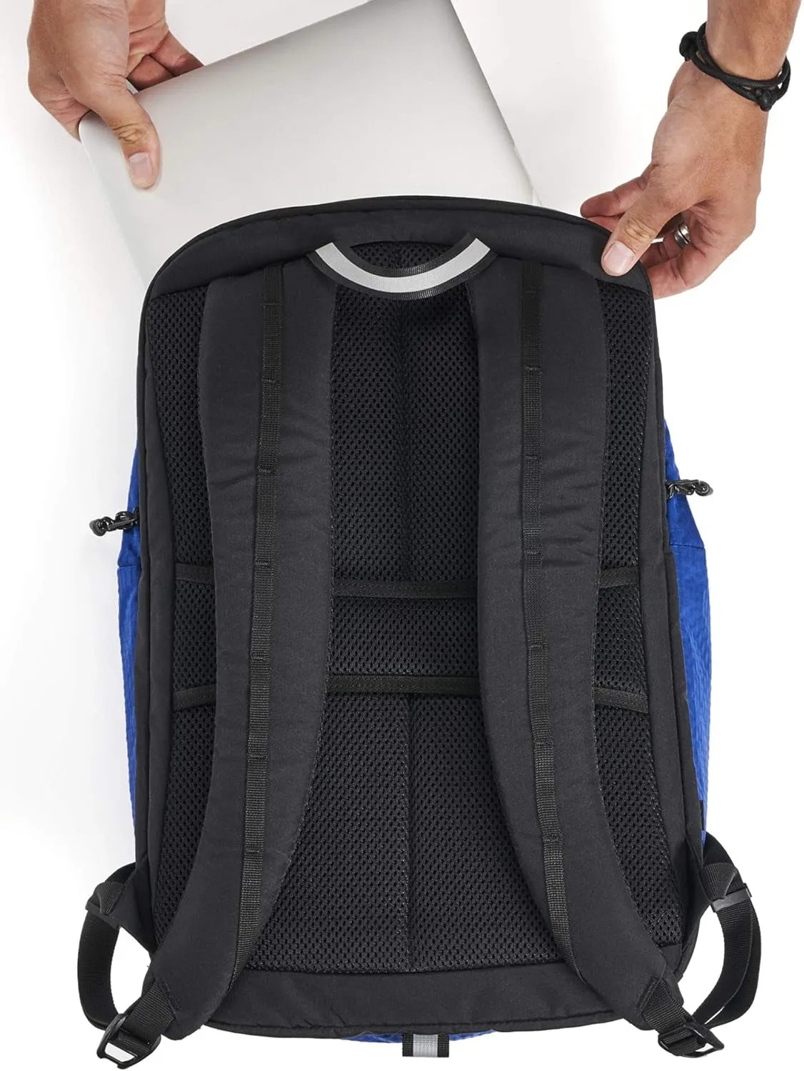Fuse 20L Lightweight Backpack