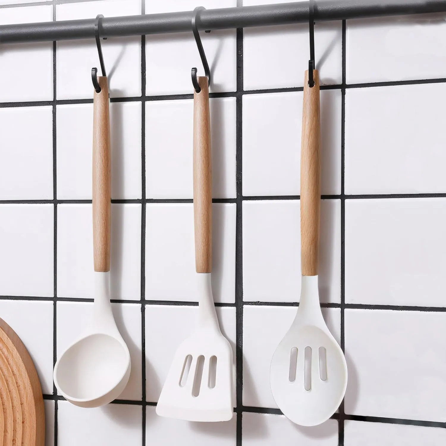 Kitchen Cooking Utensils Set 6Pcs Non-Stick Silicone Kitchen Utensils Spatula Spoon Turner Ladle Pasta Server, Heat Resistant Wooden Handle Silicone Cooking Gadgets Sets for Cookware & Baking