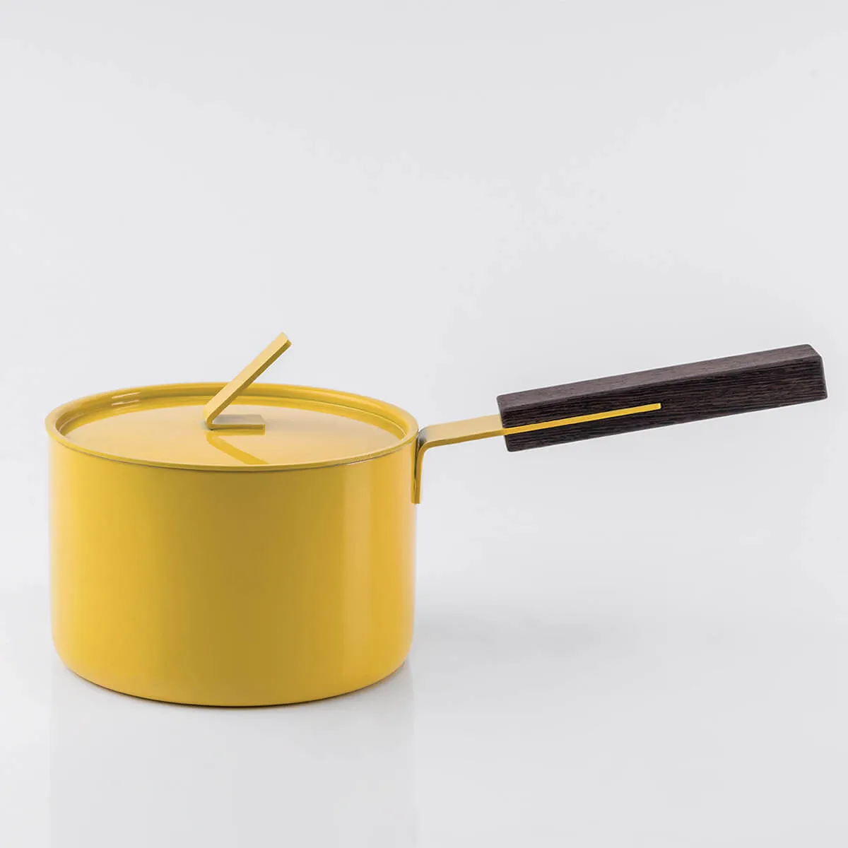 KnIndustrie The Saucepan Low Casserole with lid diam. 16 cm. - 6.29 in.