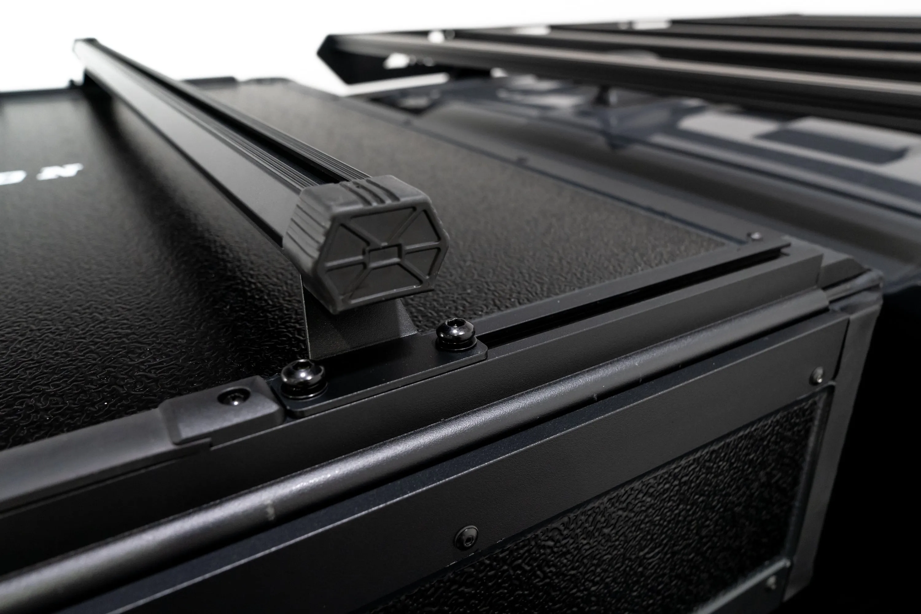 Nova - Hybrid Foldout Rooftop Tent