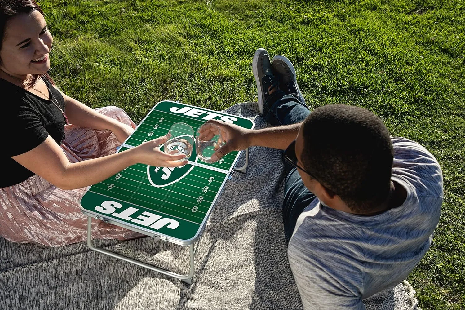 PICNIC TIME NFL Concert Mini Portable Table, Small Folding Table, Mini Picnic Table