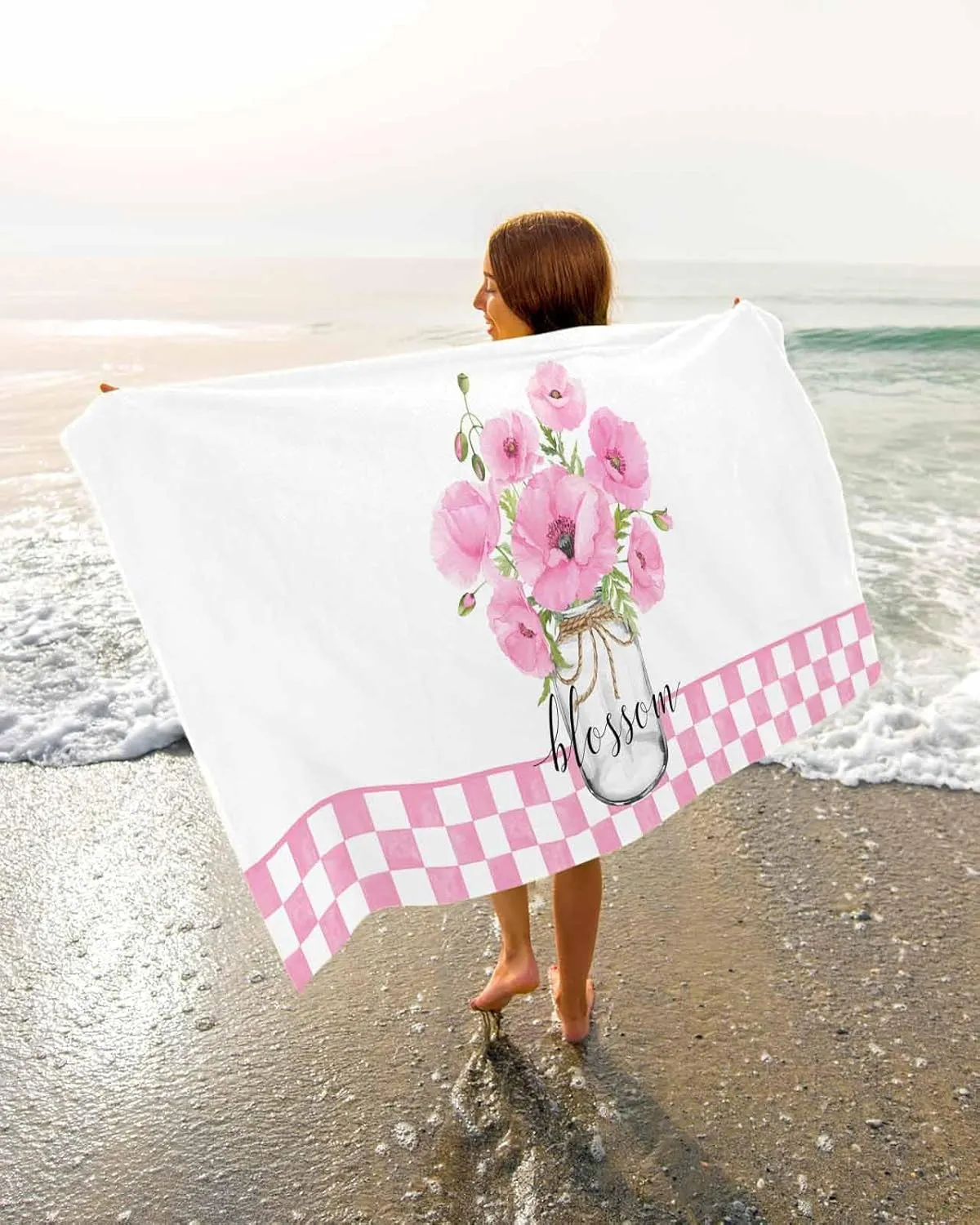 Quick-Drying Microfiber Beach Towel, Pink Flowers in Vase Soft Absorbent Bath Shower Towels, Buffalo Plaid Lightweight Portable Towel/Blanket for Travel/Swimming Pool/Camping/Yoga/Gym，35x70 Inch