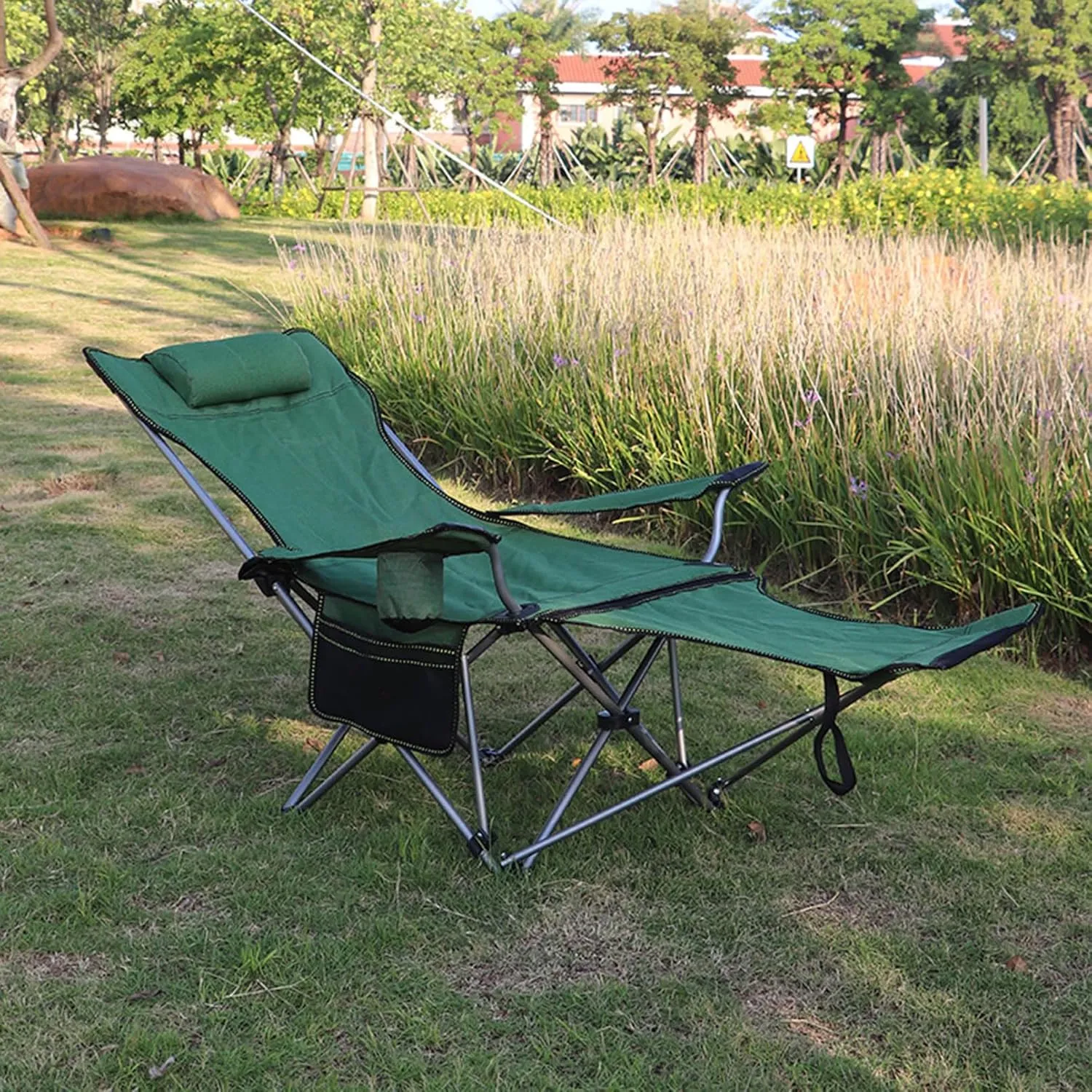 Reclining Beach Chair Backpack Flat Lounge Chair Outdoor Chair Foldable Recliner Adjustable Patio Lounge Side Cup Holder Tray with Headrest and Cup Holders and Outdoor Storage Bag