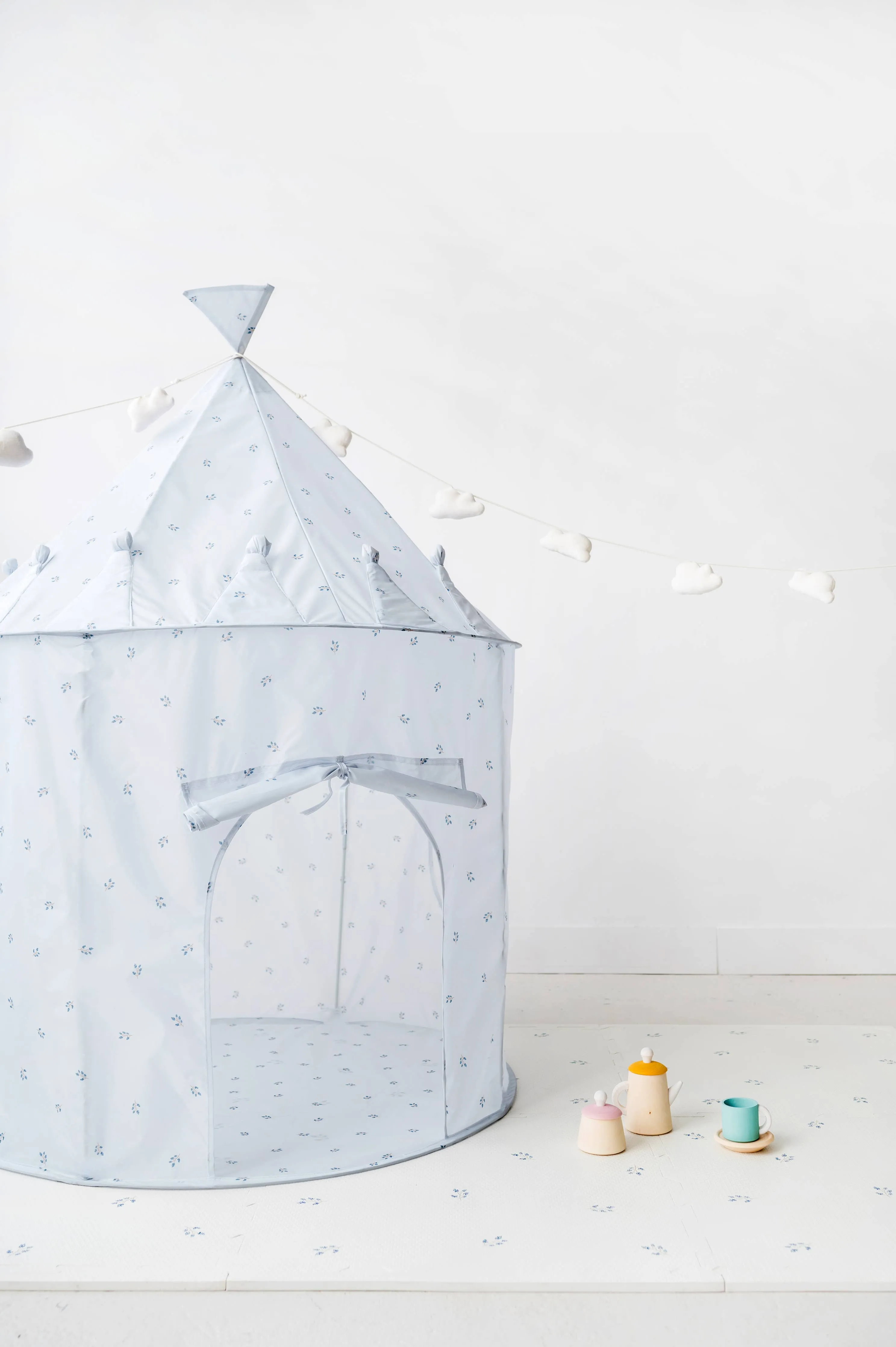 Recycled Fabric Play Tent Castle - Prints