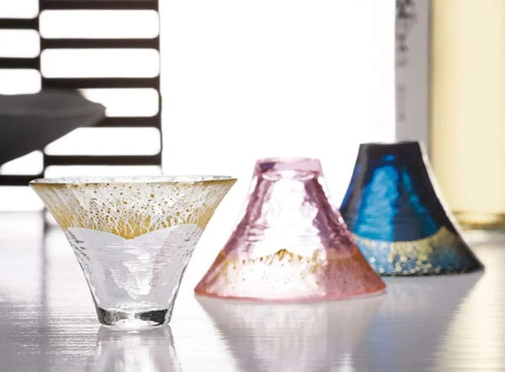 Toyo Sasaki Glass Cold Sake Glass Set, Lucky Cup Mt. Fuji, Cold Sake Cup, Made in Japan, White & Red, 2.4 fl oz (65 ml), 2 Piece Set G636-T74