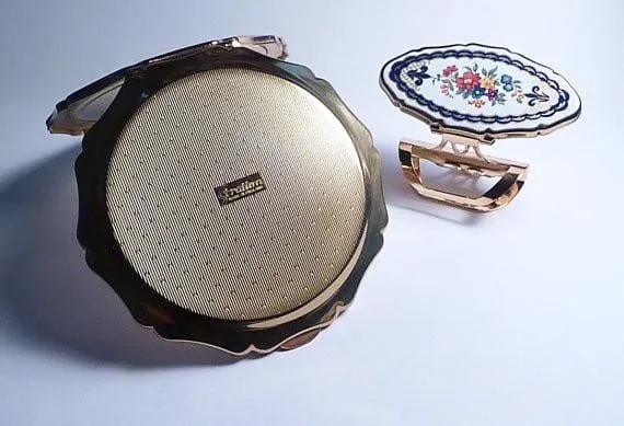 Unused enamel boxed Stratton lipstick holder and compact 1970s vintage compacts for sale