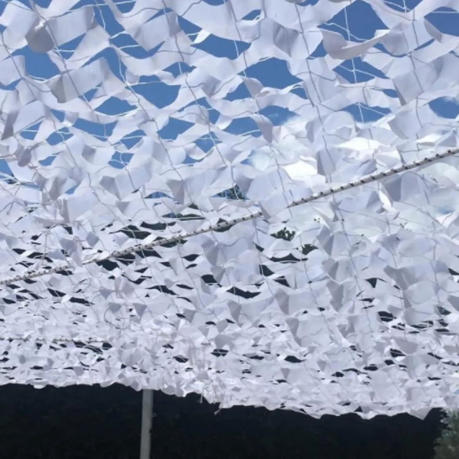 White Camouflage net, Outdoor Shade Netting, Camping camo net, Sun Protection Tent, Party Decoration Photography Garden pergola, roof, carport Ventilation mesh,White-3x9m(9.8x29.5ft)