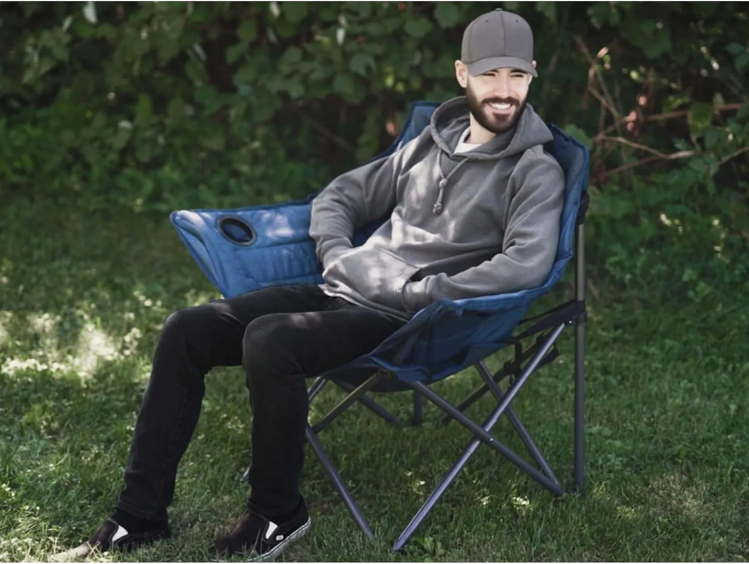 Zenithen Limited Foldable Portable Guidesman Padded Folding Chair, Perfect for Camping, Outdoor Sporting Events, Patio Furniture and Campires, Navy Blue (Pack of 1)