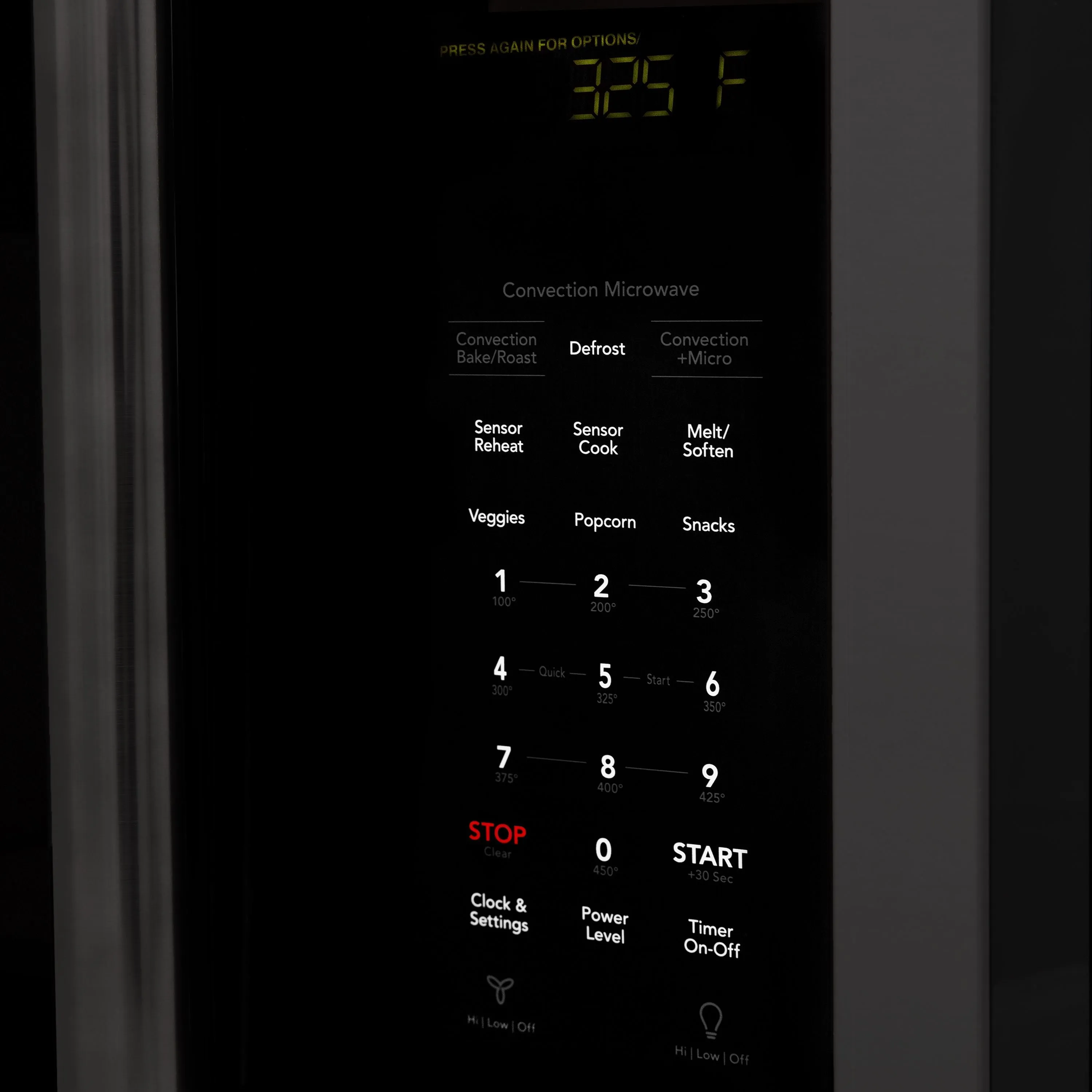 ZLINE Appliance Package - 30" Rangetop, Over The Range Convection Microwave With Modern Handle In Black Stainless Steel, 2KP-RTBOTR30